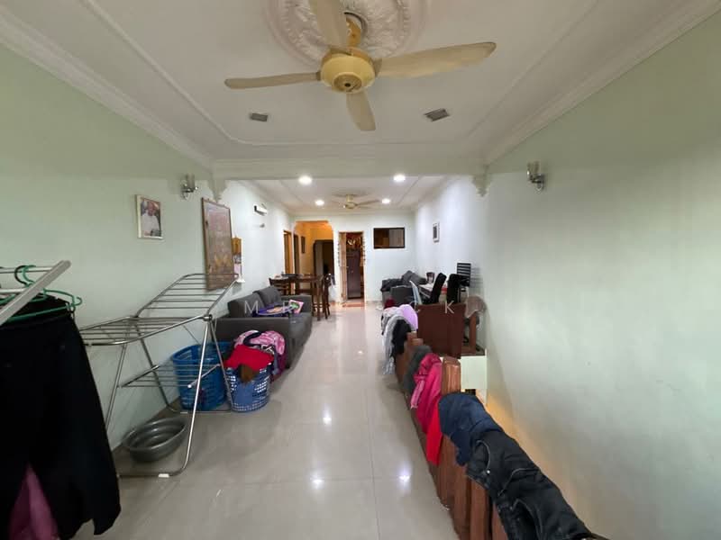 2-storey Terraced House for Sale in SS8 (Petaling Jaya) - Mr Zack - Living Room - PropertyGuru.com.my