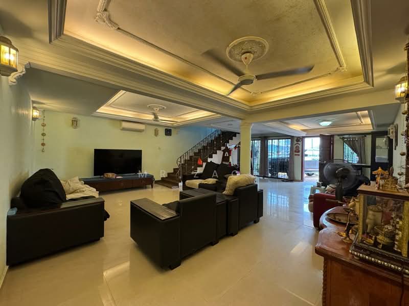 2-storey Terraced House for Sale in SS8 (Petaling Jaya) - Mr Zack - Living Room - PropertyGuru.com.my