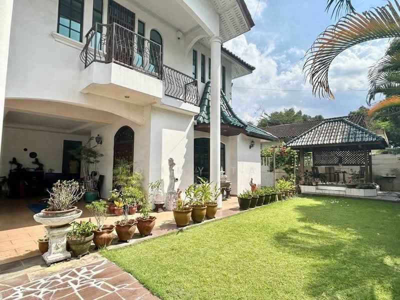 Rumah Banglo untuk Dijual di Taman Kolam Air (Johor Bahru) - Tommy Tai - Exterior - PropertyGuru.com.my