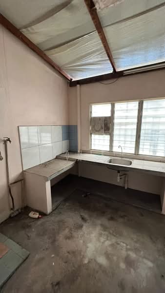 2-storey Terraced House for Sale in Ampang (Selangor) - Stanley Yap - Kitchen - PropertyGuru.com.my