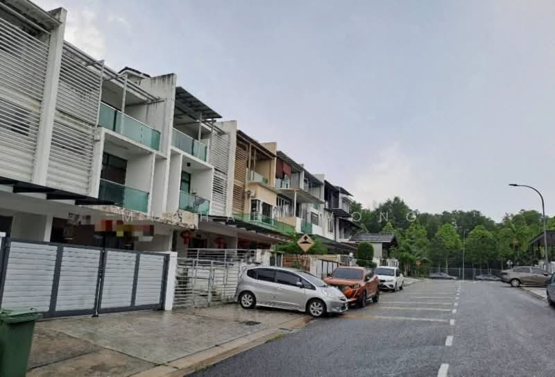 3-storey Terraced House for Sale in Puchong (Selangor) - Michael Wong - Exterior - PropertyGuru.com.my