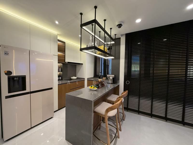 Apartment for Sale at R&F Princess Cove Phase 3-New Casa Suites - Caleb Yeo - Kitchen - PropertyGuru.com.my