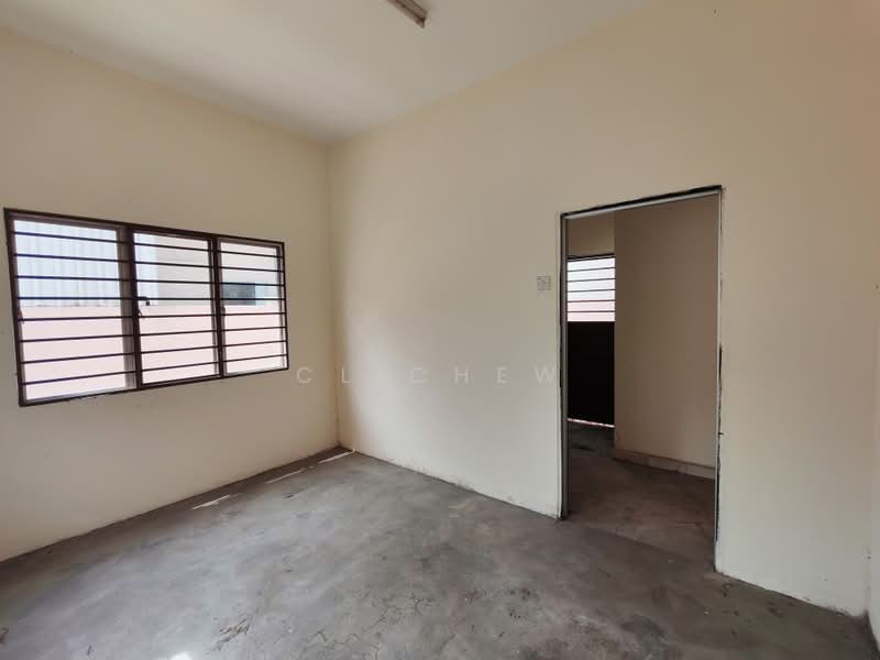 Semi-Detached House for Sale in Taman Mesra (Klang) - CL Chew - Interior - PropertyGuru.com.my