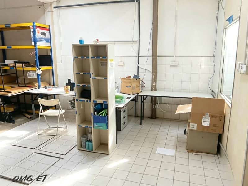Kedai / Pejabat untuk Disewa di Klang (Selangor) - Elaine Tan - Interior - PropertyGuru.com.my