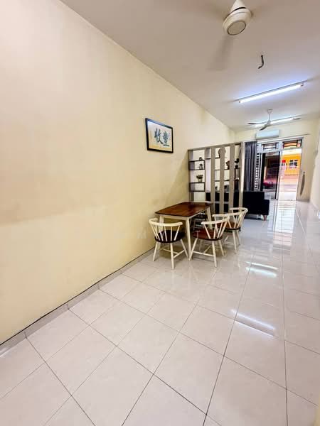 1-storey Terraced House for Sale in Bandar Jaya Putra (Johor Bahru) - Tommy Tai - Living Room - PropertyGuru.com.my