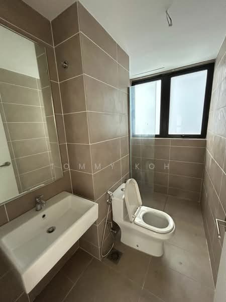 Service Residence for Sale at D'sara Sentral - Tommy Koh - PropertyGuru.com.my