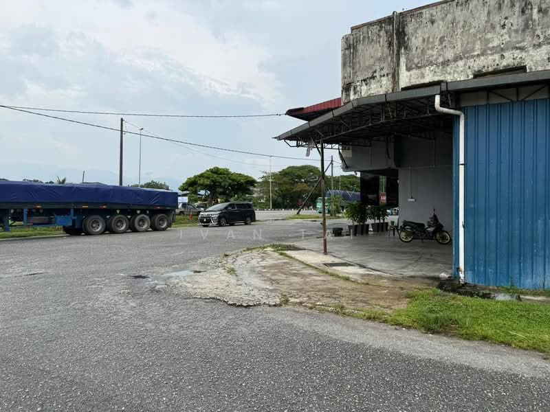 Shop for Sale in Taman Sri Larut (Simpang) - Ivan Tai - PropertyGuru.com.my