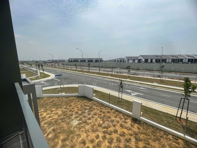 2-storey Terraced House for Sale in Bandar Bukit Tinggi (Klang) - Hazwan Hilmi - Exterior - PropertyGuru.com.my
