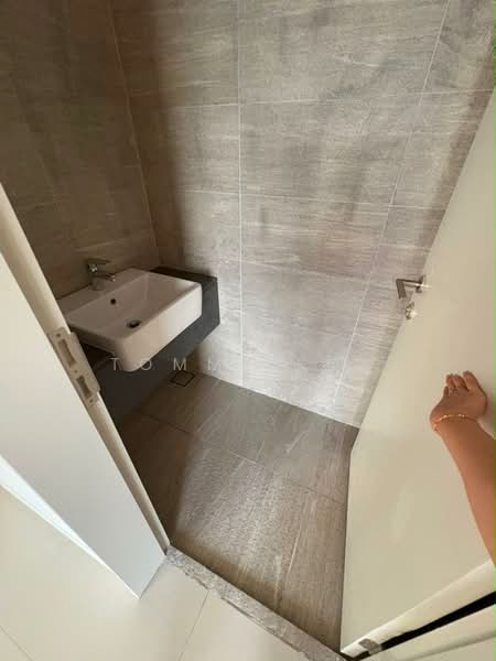 Service Residence for Rent at Edelweiss @ Tropicana Gardens - Tommy Koh - Bathroom - PropertyGuru.com.my