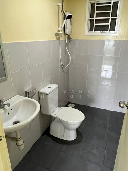 Kondominium untuk Disewa di 1 Razak Mansion - Faliyana binti Muda - PropertyGuru.com.my