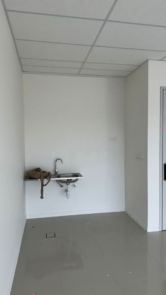 Service Residence for Rent at Edelweiss @ Tropicana Gardens - Tommy Koh - Interior - PropertyGuru.com.my