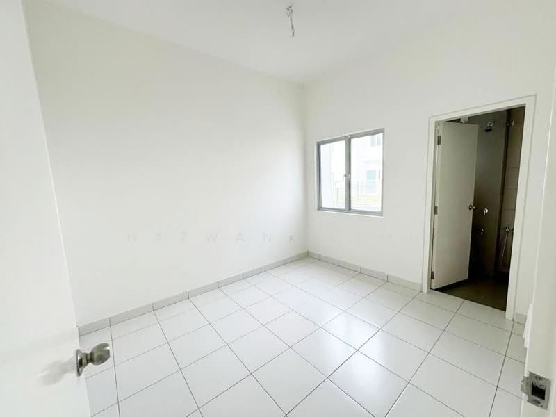 2-storey Terraced House for Sale in Bandar Bukit Tinggi (Klang) - Hazwan Hilmi - Interior - PropertyGuru.com.my