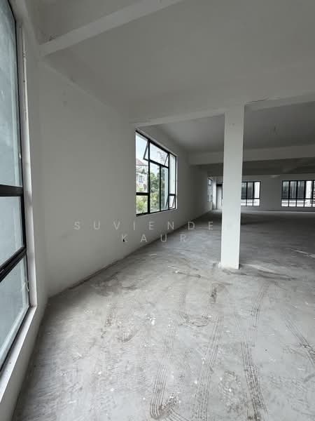 Shop / Office for Rent in Bandar Bukit Puchong 2 (Puchong) - Suviender Kaur - PropertyGuru.com.my