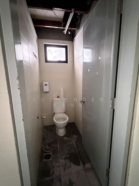Shop / Office for Rent in Bandar Bukit Puchong 2 (Puchong) - Suviender Kaur - PropertyGuru.com.my