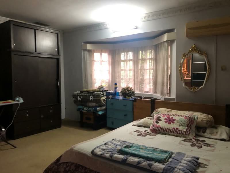 Bungalow for Sale in Sentul (Kuala Lumpur) - Mr Zack - Bedroom - PropertyGuru.com.my