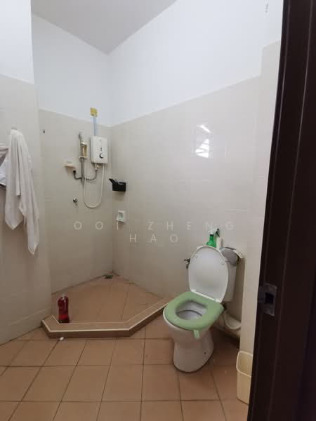 Rumah Teres 2 Tingkat untuk Disewa di Balik Pulau (Penang) - Ooi Zheng Hao - Bathroom - PropertyGuru.com.my