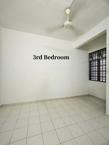 2-storey Terraced House for Sale in Taman Desa Cemerlang (Ulu Tiram) - Tommy Tai - Bedroom - PropertyGuru.com.my