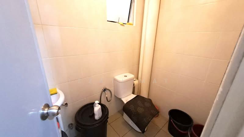 Pangsapuri untuk Dijual di De Cendana - Izzati Mat - Bathroom - PropertyGuru.com.my
