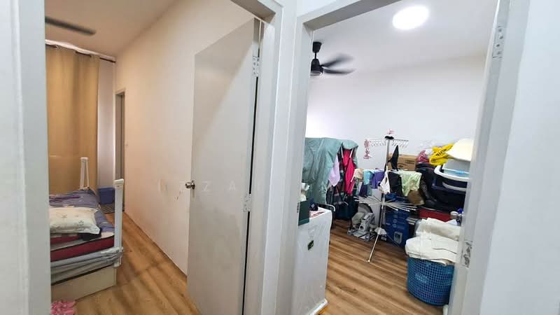 Pangsapuri untuk Dijual di De Cendana - Izzati Mat - Bedroom - PropertyGuru.com.my