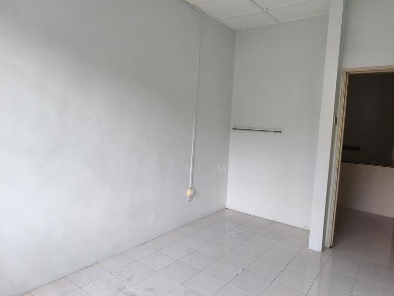 Rumah Teres untuk Dijual di Sungai Long (Bandar Sungai Long) - Lydia Mun - PropertyGuru.com.my
