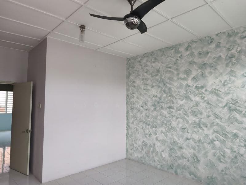 Rumah Teres untuk Dijual di Sungai Long (Bandar Sungai Long) - Lydia Mun - PropertyGuru.com.my