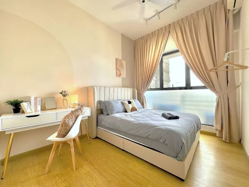 Condominium for Sale at Kings Bay @ Country Garden Danga Bay - Belinda Choo - Bedroom - PropertyGuru.com.my