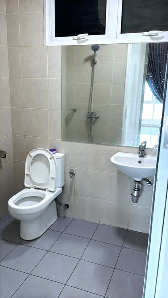 Kondominium untuk Disewa di Southbay Plaza - Edwin Ewe - Bathroom - PropertyGuru.com.my