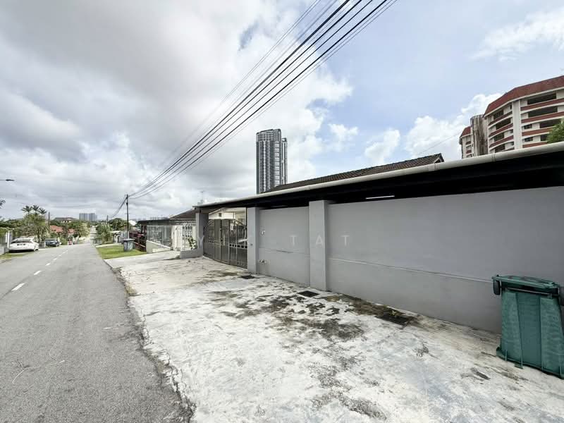 Semi-Detached House for Sale in Taman Abad (Johor Bahru) - Yik Tat - PropertyGuru.com.my