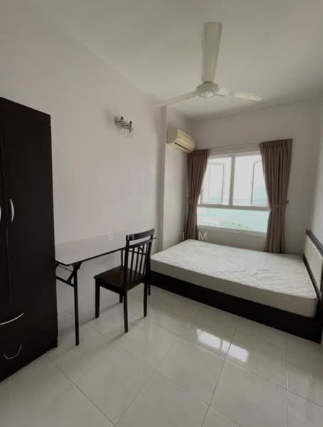 Kondominium untuk Dijual di The Spring - SH Lim - Bedroom - PropertyGuru.com.my