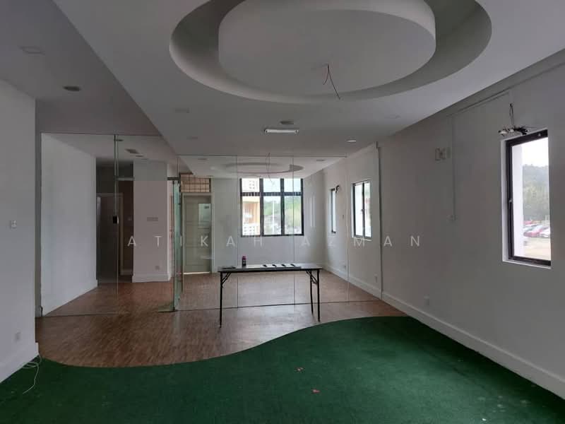 Office for Rent in Putrajaya (Putrajaya) - Atikah Azman - Interior - PropertyGuru.com.my