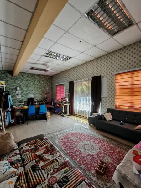 Shop / Office for Sale in Seremban (Negeri Sembilan) - Siti Asni - Living Room - PropertyGuru.com.my