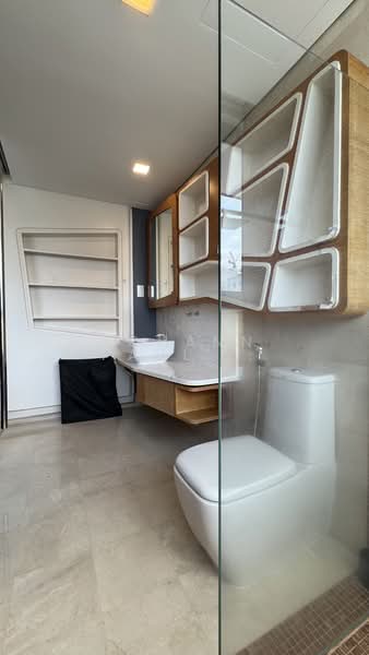 Servis Apartment untuk Disewa di Verve Suites - Johann Paul Gregory - Bathroom - PropertyGuru.com.my