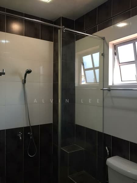 Terraced House for Sale in Taman Desa Karunmas (Balakong) - Alvin Lee - Bathroom - PropertyGuru.com.my