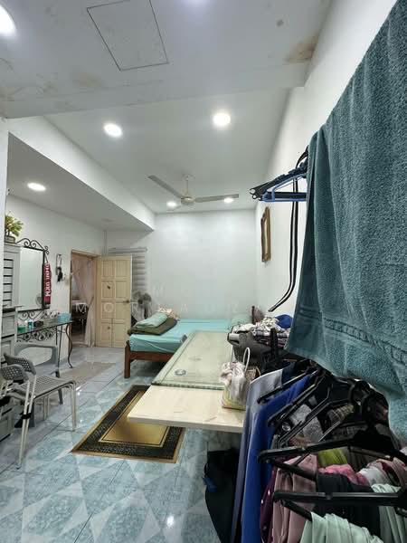 Rumah Teres 2 Tingkat untuk Dijual di Taman Selayang Indah (Selayang) - Mohd Mortadza Ahmad - Bedroom - PropertyGuru.com.my