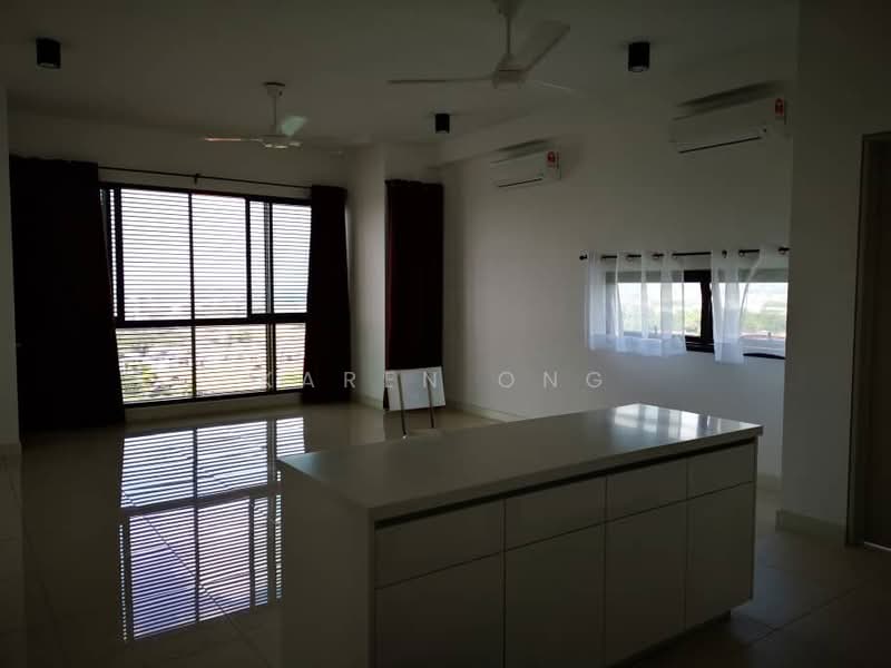 Servis Apartment untuk Disewa di Putra Residence - Karen Ong - Living Room - PropertyGuru.com.my