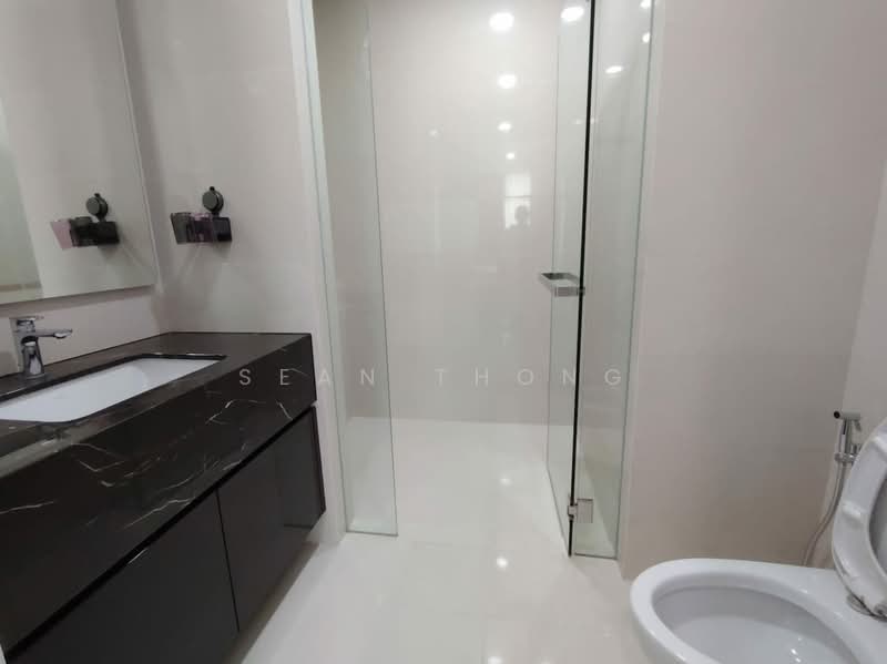 Servis Apartment untuk Disewa di Pavilion Damansara Heights - Sean Thong - Bathroom - PropertyGuru.com.my