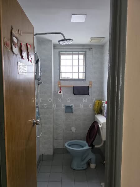 Terraced House for Sale in Bandar Damai Perdana (Cheras) - Seong Mau Cheong - Bathroom - PropertyGuru.com.my