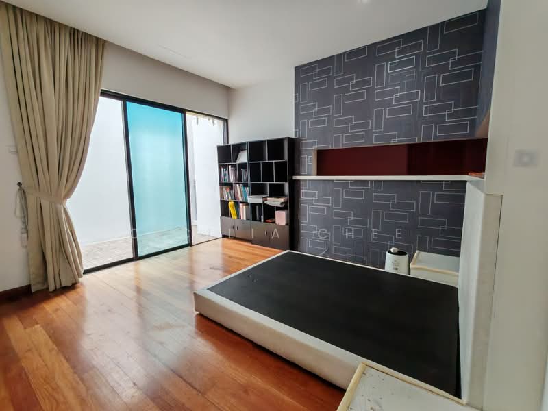 Semi-Detached House for Sale in Lake Edge (Puchong) - Cecilia Chee - Bedroom - PropertyGuru.com.my