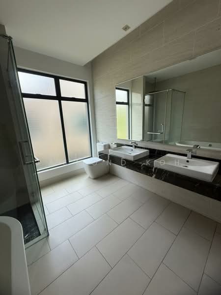 Bungalow for Sale in Leisure Farm (Gelang Patah) - Jasmond Koh - Bathroom - PropertyGuru.com.my