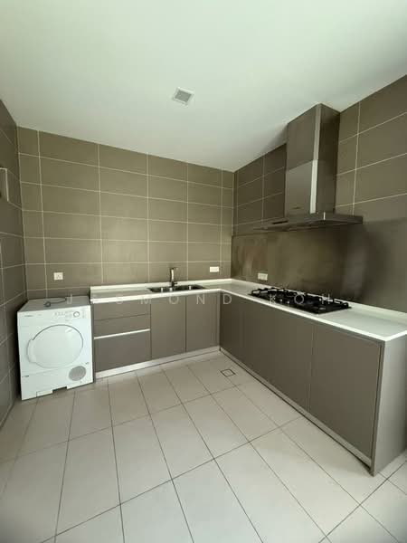 Bungalow for Sale in Leisure Farm (Gelang Patah) - Jasmond Koh - Kitchen - PropertyGuru.com.my