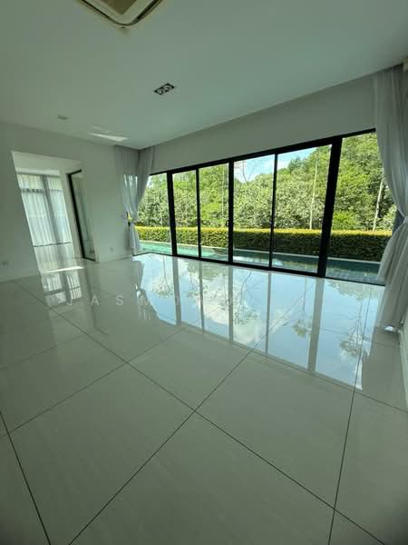 Bungalow for Sale in Leisure Farm (Gelang Patah) - Jasmond Koh - Living Room - PropertyGuru.com.my