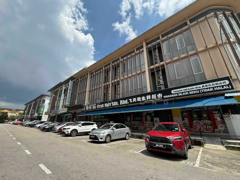 Kedai / Pejabat untuk Dijual di Cahaya Kota Puteri (Masai) - Benson Ong - Exterior - PropertyGuru.com.my