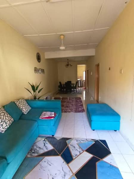 1-storey Terraced House for Sale in Bandar Mahkota (Banting) - Izzati Mat - Living Room - PropertyGuru.com.my