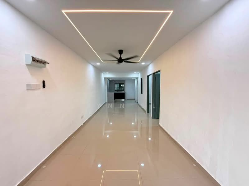 1-storey Terraced House for Sale in Taman Sri Skudai (Skudai) - Lynn SL - Corridor - PropertyGuru.com.my