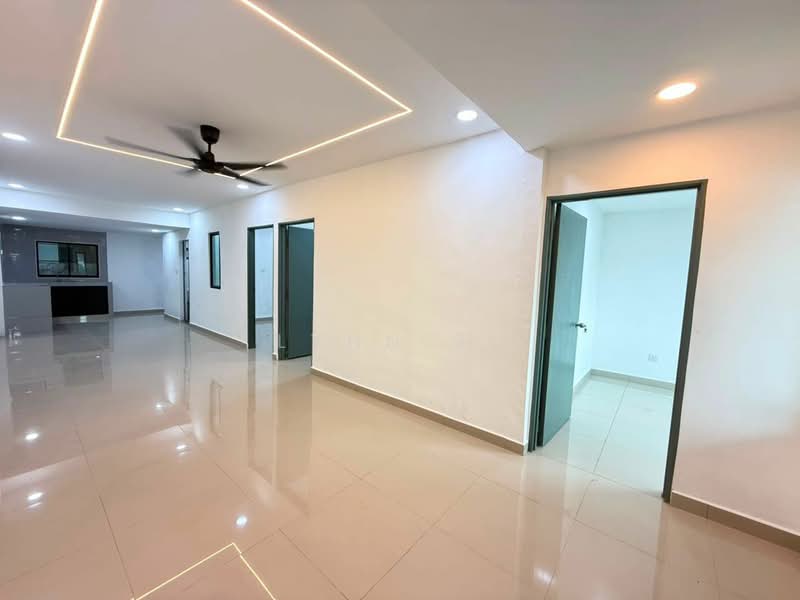 1-storey Terraced House for Sale in Taman Sri Skudai (Skudai) - Lynn SL - Living Room - PropertyGuru.com.my