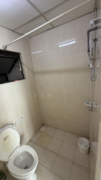 Condominium for Rent at Royal Domain Sri Putramas 2 - Ken . - Bathroom - PropertyGuru.com.my
