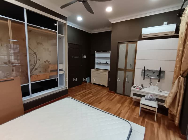 2-storey Terraced House for Sale in Bukit Indah (Iskandar Puteri (Nusajaya)) - Tommy Tai - Bedroom - PropertyGuru.com.my