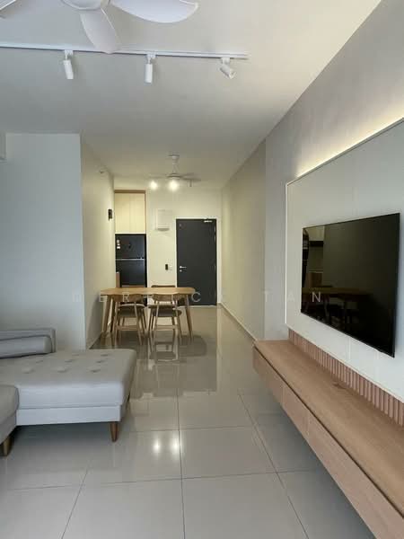 Servis Apartment untuk Disewa di D'Quince Residences - Derrick Tan - Living Room - PropertyGuru.com.my