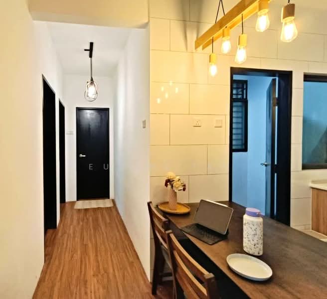 Condominium for Rent at The Trees - Eugene Tan - Corridor - PropertyGuru.com.my