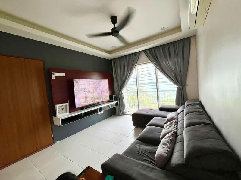 Townhouse for Sale in Taman Putra Perdana (Puchong) - Izzati Mat - Living Room - PropertyGuru.com.my